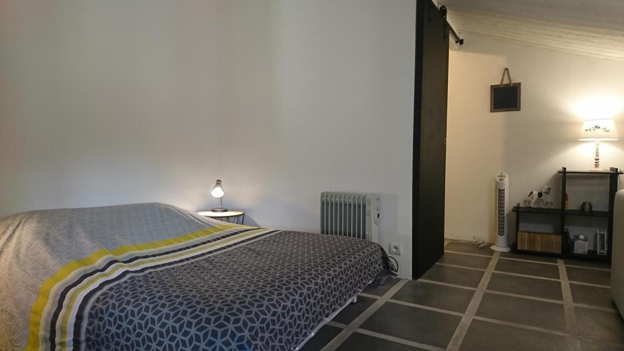 Les Chambres Du Vau Profond Vernoil Exteriér fotografie