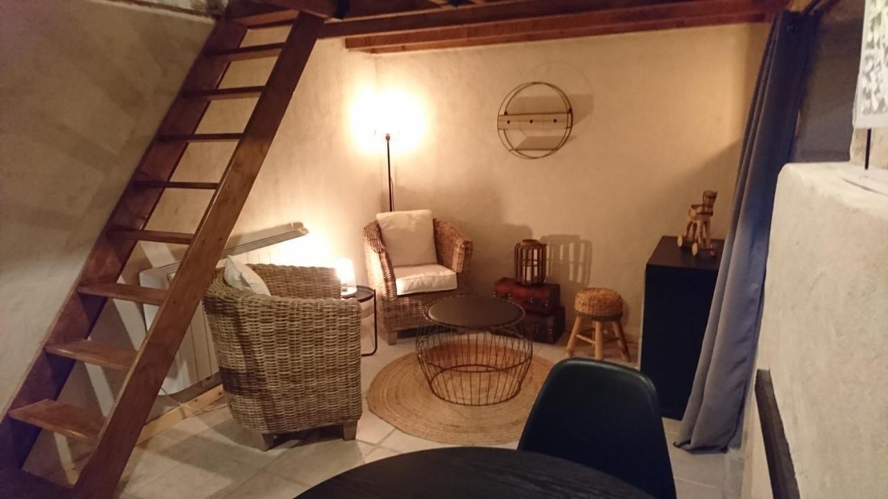 Les Chambres Du Vau Profond Vernoil Exteriér fotografie